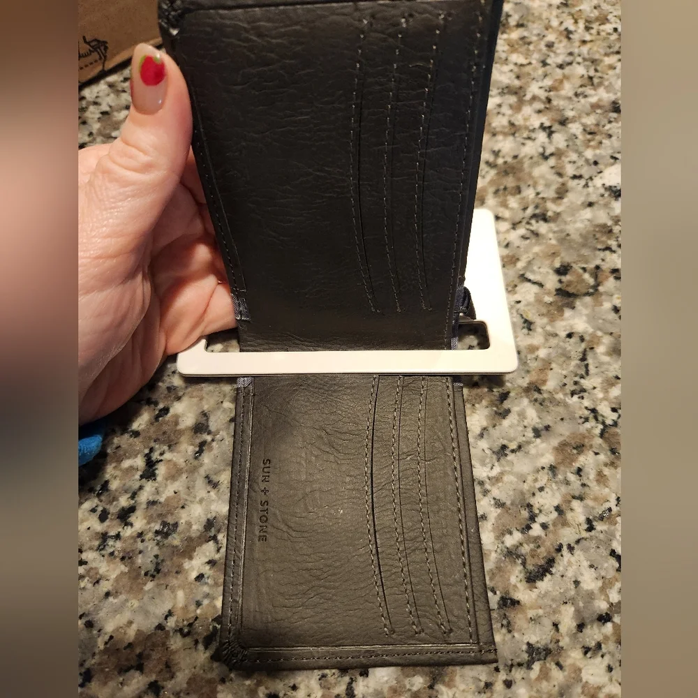 NWT Sun + Stone Mens RFID Wallet Black With Blue Accents